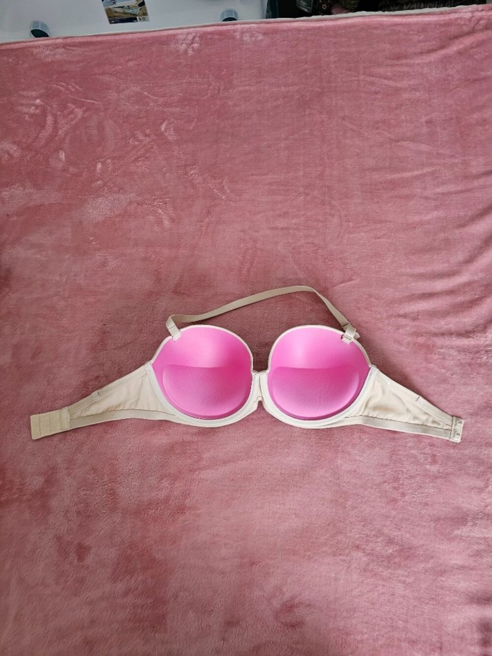 VICTORIA'S SECRETS Strapless Beige Bra Size 34DD - Picture 7 of 8